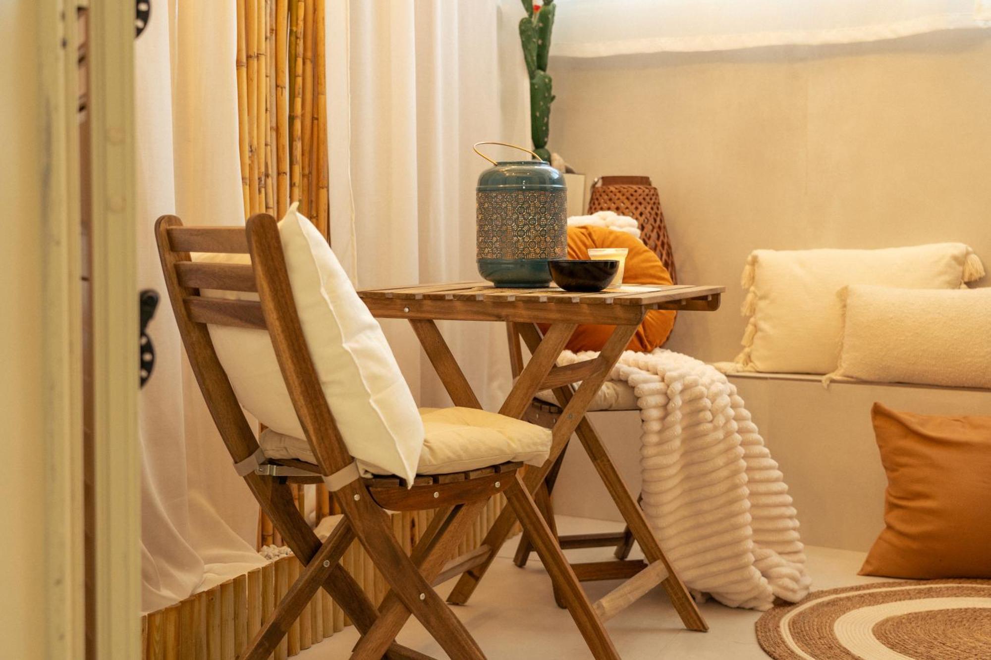 Johnny'S Suites Taormina Beach Bay Exteriör bild