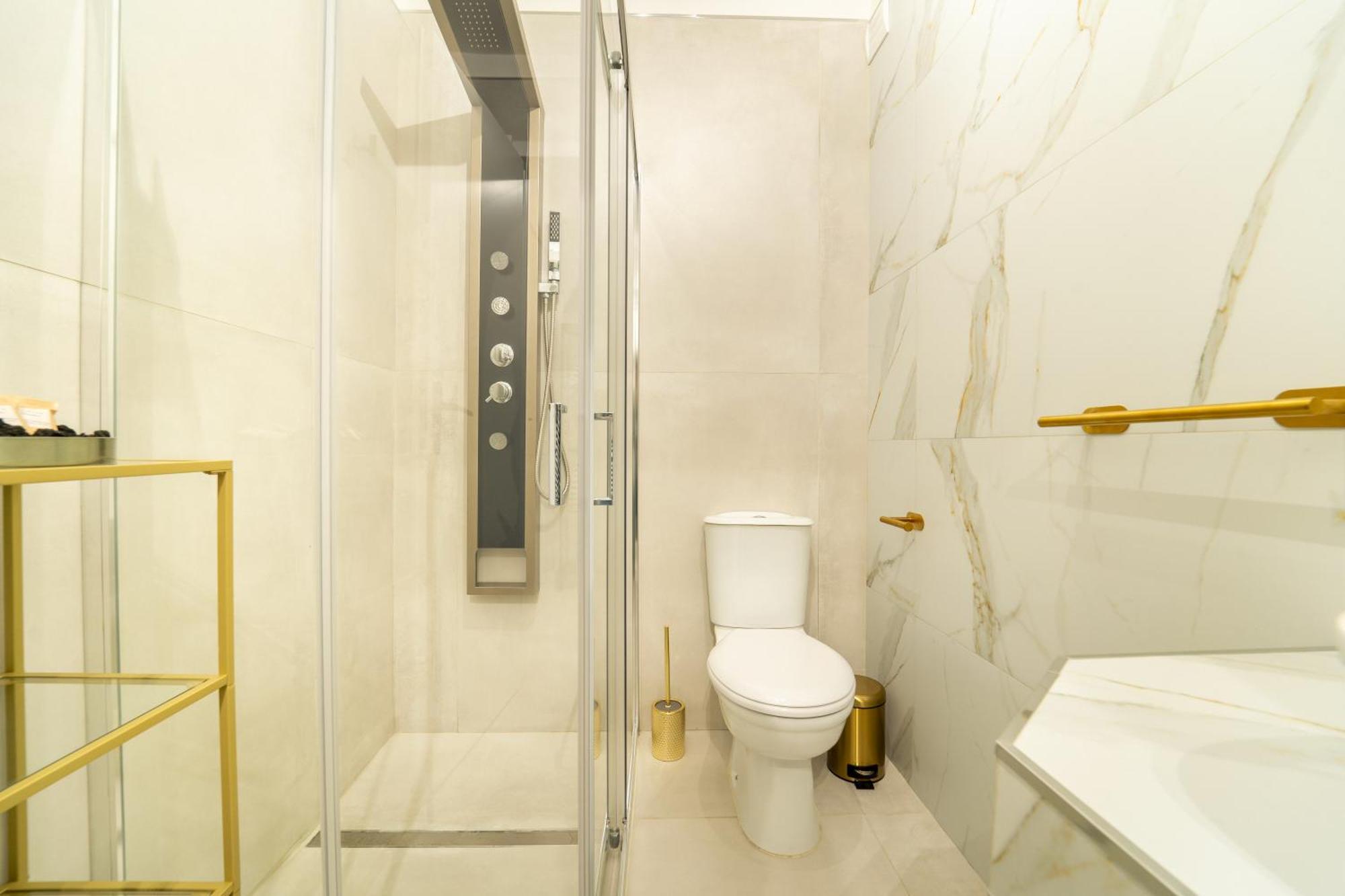 Johnny'S Suites Taormina Beach Bay Exteriör bild
